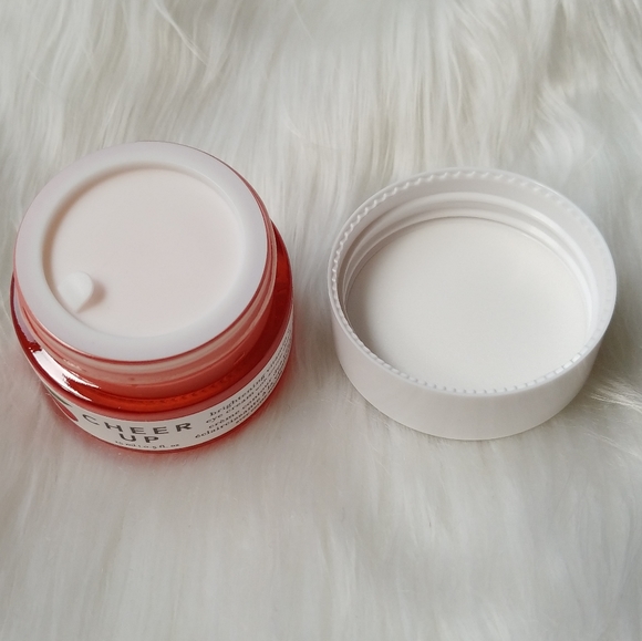 Farmacy | Cheer Up Brightening Vitamin C Eye Cream - Picture 14 of 16